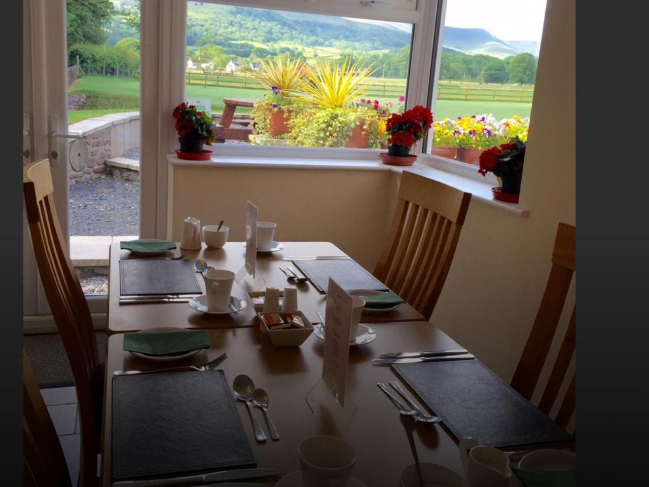 The Lodge Brecon B&B 외부 사진